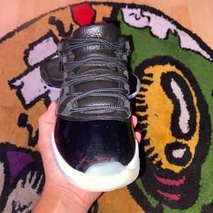 Jordan 11’s 72-10 , with box✅ , barley worn